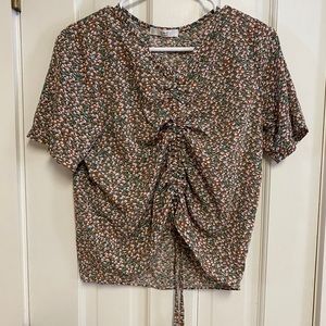 Cute pull string shirt